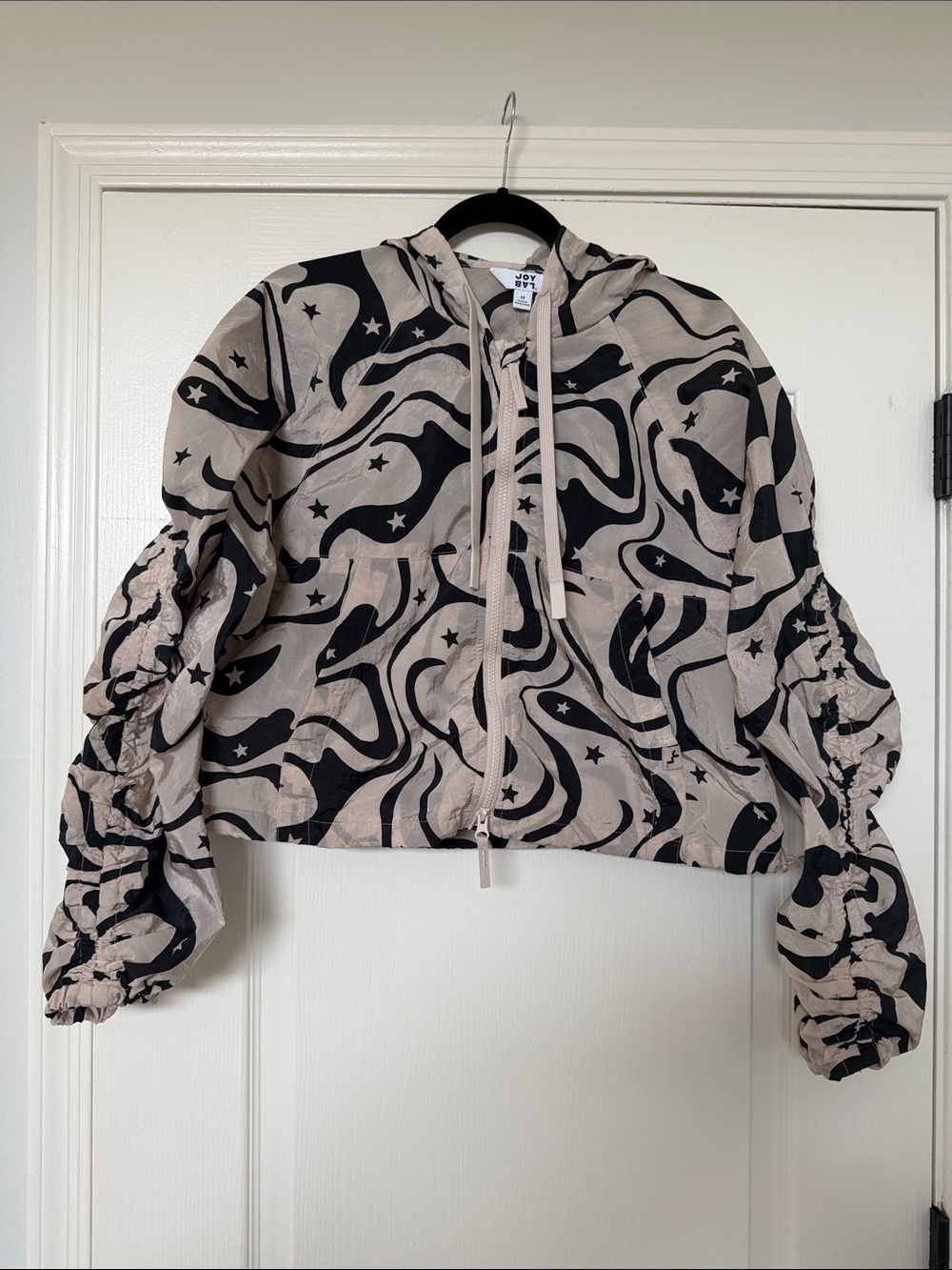 JoyLab Black & Cream Printed Hooded Jacket - Picture 4 of 11